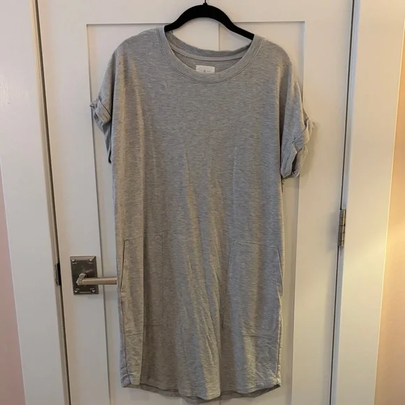 Lou & Grey Casual/Lounge Gray T-Shirt Dress - Picture 1 of 7